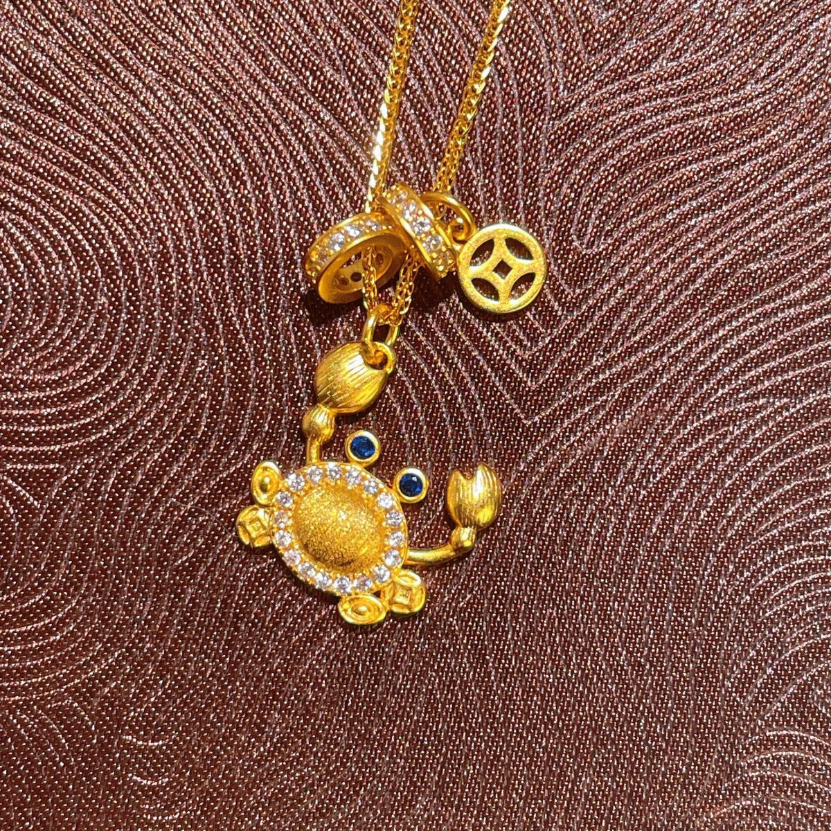 18K Gold-Plated Crab Pendant Necklace – LPG | Sundries